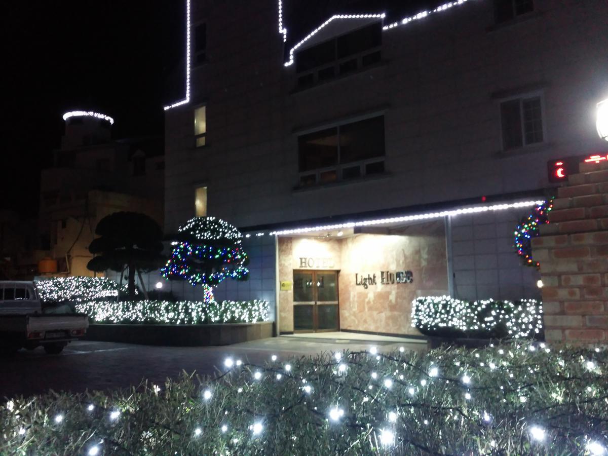 Geoje Jangseungpo Lighthouse Hotel Sodong Exterior photo